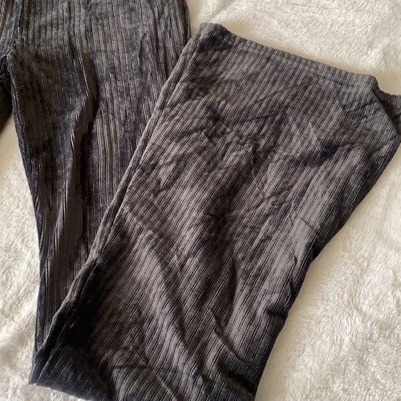 Two piece set flare pants and crop top - Picture 7 of 9